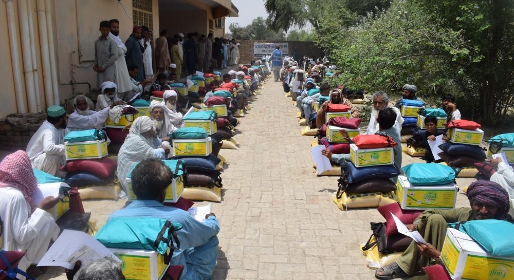 Providing Iftar to Pakistan’s Needy