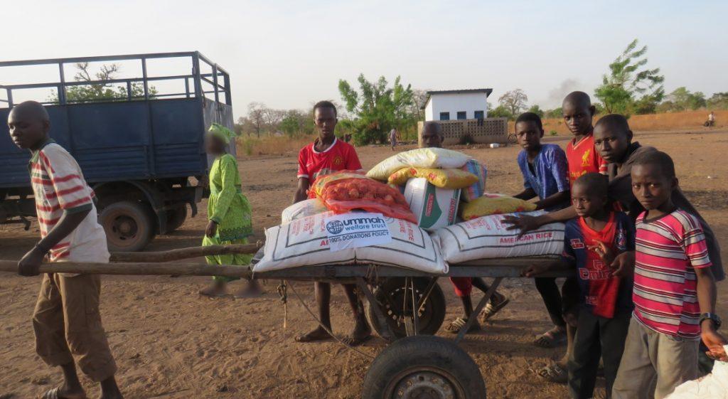 Delivering Iftar to Poor Families in Gambia